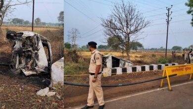 Photo of छत्तीसगढ़: पेड़ से टकराकर धू-धू कर जल उठी कार, कंकाल हो गए तीनो सवार