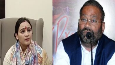 Photo of रामचरितमानस पर स्वामी प्रसाद मौर्य का विवादित बयान, अपर्णा यादव ने किया पलटवार