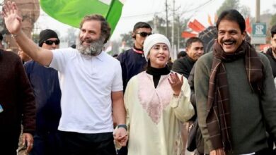 Photo of जम्मू: नगरोटा से शुरू हुई भारत जोड़ो यात्रा, उर्मिला मातोंडकर हुई शामिल; जारी किया वीडियो