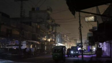 Photo of कंगाल पाकिस्तान की बत्ती भी गुल, देश में गहराया बिजली संकट