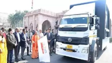 Photo of जी-20 वैन में दिखेगा ‘सफर डिजिटल इंडिया का’, सीएम योगी ने किया रवाना