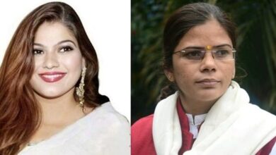 Photo of रोली मिश्रा व ऋचा सिंह सपा से निष्कासित, सोशल मीडिया पर लोग पूछ रहे सवाल