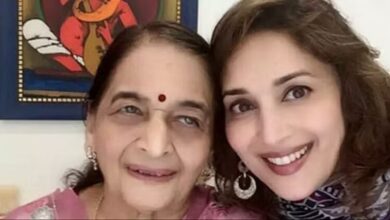 Photo of अभिनेत्री माधुरी दीक्षित की माता का निधन, आज किया जाएगा अंतिम संस्कार