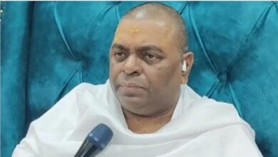 Photo of 20 हथियारों से लैस गैंग के साथ चलता है करौली बाबा, रहा है लंबा आपराधिक इतिहास