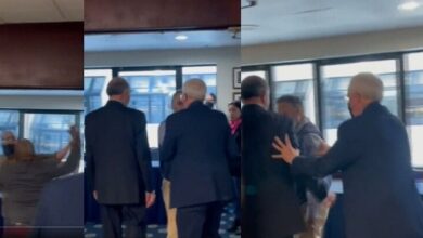 Photo of हरकतों से बाज नहीं आते पाकिस्तानी, कार्यक्रम से धक्के मारकर किए गए बाहर