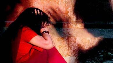 Photo of कानपुर: प्राइवेट स्कूल टीचर ने 8वीं की छात्रा से किया दुष्कर्म, FIR दर्ज; गिरफ्तार   