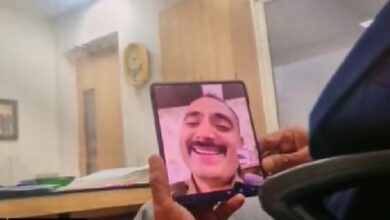 Photo of IPS अधिकारी ने मांगी 20 लाख की रिश्वत, अखिलेश बोले- क्या बुलडोजर की दिशा बदलेगी