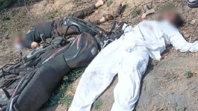 Photo of असद एनकाउंटर: किसी को लगा गाड़ी का टायर फटा, जाने प्रत्यक्षदर्शियों की जुबानी