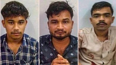 Photo of माफिया ब्रदर्स के तीनों शूटर्स को लेकर कोर्ट पहुंची प्रयागराज पुलिस, मांगेगी रिमांड