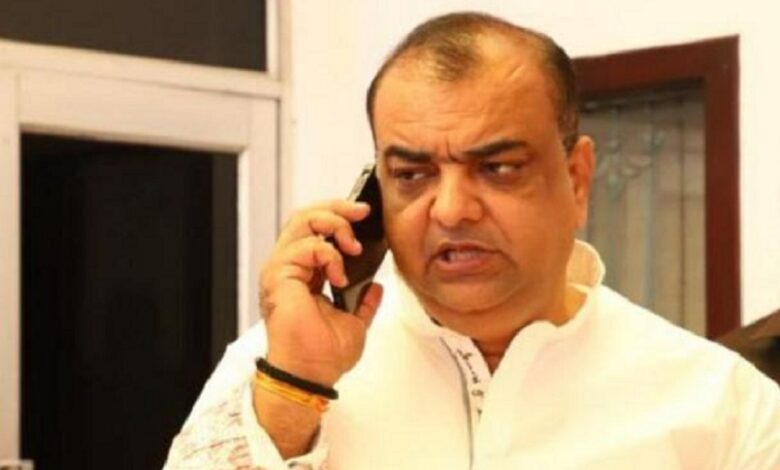 HC notice to Rampur MLA Akash Saxena