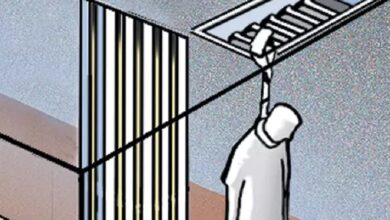 Photo of तिहाड़ जेल में कैदी ने फांसी लगाकर की आत्महत्या, जांच में जुटा जेल प्रशासन