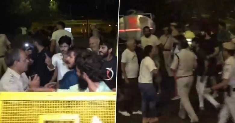clash between wrestlers and Delhi Police