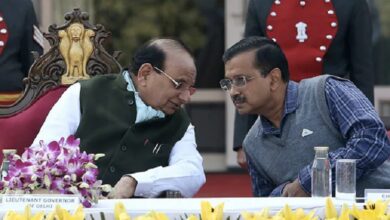 Photo of दिल्ली पर LG या केजरीवाल किसका होगा नियंत्रण? SC आज सुनाएगा फैसला