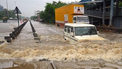 Photo of दिल्ली हुई बदहाल, खतरनाक स्तर पर यमुना का जलस्तर; ट्रैफिक एडवाइजरी जारी