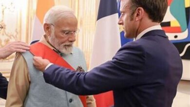 Photo of पीएम मोदी फ्रांस के सर्वोच्च सम्मान से सम्मानित, राष्ट्रपति मैक्रों का किया धन्यवाद
