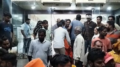 Photo of मेरठ हाईवे पर बड़ा हादसा, HT लाइन की चपेट में आए 7 कांवड़ियों की दर्दनाक मौत