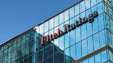 Photo of फिच ने घटाई US की क्रेडिट रेटिंग, व्हाइट हाउस के अधिकारियों की तीखी प्रतिक्रिया