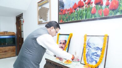 Photo of आचरण में अहिंसा का भाव जागृत करना महात्मा गांधी को सच्ची श्रद्वांजलि: CM धामी