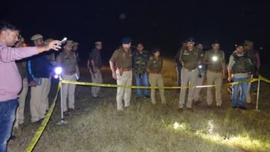 Photo of मथुरा: हत्या व लूट की घटना का मुख्य आरोपित फारुख पुलिस मुठभेड़ में ढेर