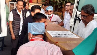 Photo of सुब्रत रॉय के अंतिम संस्कार में शामिल नहीं हो पाएंगे दोनों बेटे, पोते हिमांक देंगे मुखाग्नि