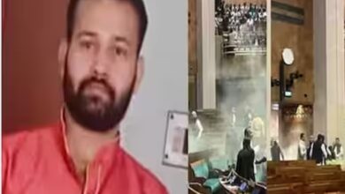 Photo of संसद की सुरक्षा में चूक मामले के मास्टरमाइंड ललित झा ने किया समर्पण, की जा रही पूछताछ