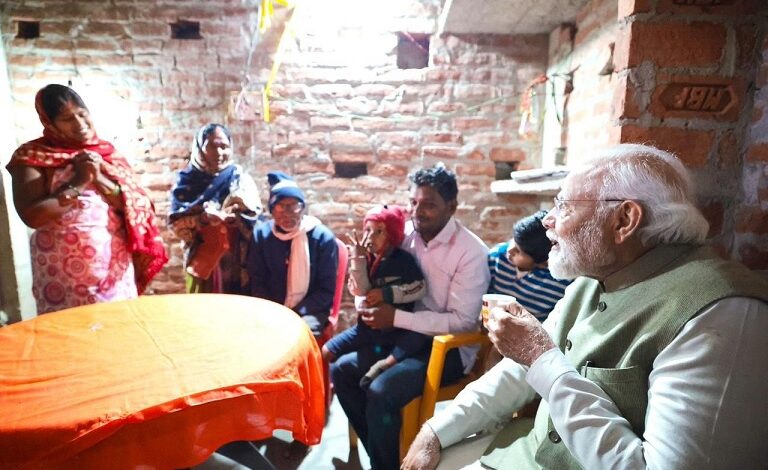 pm modi in ayodhya meera house