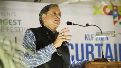 Photo of ‘देश की सेवा करने आया हूं…’ शशि थरूर ने कांग्रेस को सुनाई खरी-खरी; राहुल के सरेंडर वाले बयान पर दिया जवाब