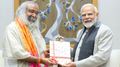 Photo of कांग्रेस नेता प्रमोद कृष्णम ने कल्कि धाम शिलान्यास समारोह के लिए दिया पीएम मोदी को न्योता, पीएम ने किया स्वीकार