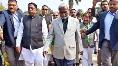 Photo of झारखंड: आज विधानसभा में बहुमत साबित करेंगे चंपई सोरेन, सर्किट हाउस पहुंची बस