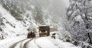 Snowfall along with rain on the mountains