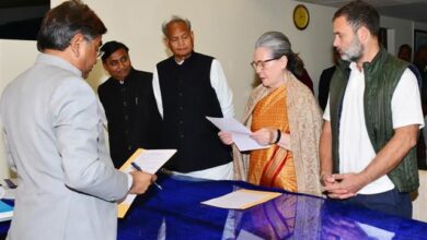 Photo of रायबरेली से हार की आशंका में राज्यसभा पहुंचीं सोनिया? देखिए कैसे घट गया जीत का अंतर
