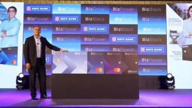 Photo of HDFC BANK ने लॉन्च किया बिज़नेस क्रेडिट कार्ड, SME पेमेंट सॉल्यूशंस का किया विस्तार