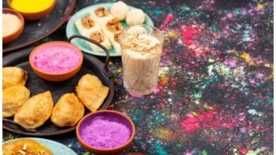 Photo of होली पर ज्यादा खाने से हो सकती हैं समस्याएं, इन टिप्स से बॉडी को करें डिटॉक्स