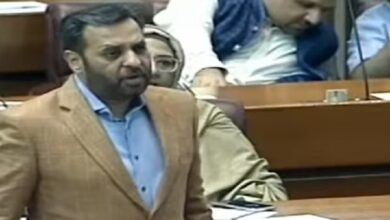 Photo of ‘भारत चांद पर पहुंच गया, हमारे बच्चे गटर…’, पाकिस्तानी सांसद ने की भारत की तारीफ