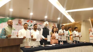 Photo of पिछले दस सालों में भारत के लोकतंत्र की लगातार हो रही हत्या, राहुल गांधी एकमात्र उम्मीद: IOC