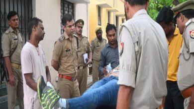 Photo of यूपी में एनकाउंटर, एक लाख का इनामी ‘चवन्नी’ ढेर; एके-47 व पिस्टल बरामद