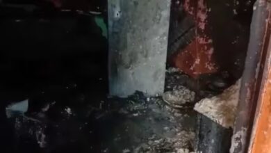 Photo of नोएडा: चार्जिंग के दौरान बैटरी फटने से लगी आग, तीन बच्चियों की मौत; पिता गंभीर