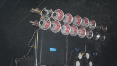 Photo of बिहार में बड़ा हादसा: हाई टेंशन तार की चपेट में आया डीजे, 9 कांवड़ियों की मौत; कई झुलसे