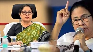 Photo of ममता के आरोपों पर केंद्र का पलटवार- गलत जानकारी देकर कमी छिपा रहीं CM
