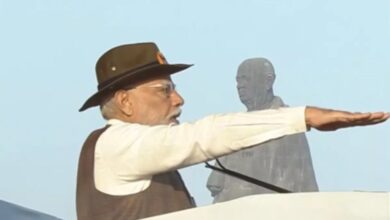 Photo of ‘सरदार पटेल हर पीढ़ी को प्रेरित करेंगे’, PM मोदी ने ‘लौह पुरुष’ को दी श्रद्धांजलि