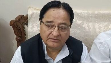 Photo of बहराइच हिंसा पर बोले सपा नेता एसटी हसन-‘न तो झंडा उतारना सही था और न ही गोली मारना’