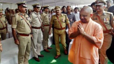 Photo of UP: महिला पुलिसकर्मी के शहीद होने पर जीवनसाथी को मिल सकेगी अनुग्रह राशि