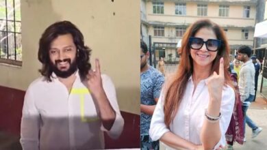 Photo of मुंबई में वोट डालने पहुंचे फिल्मी सितारे, सभी ने की भारी संख्या में मतदान की अपील