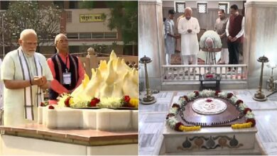 Photo of नागपुर: स्मृति मंदिर के बाद PM मोदी पहुंचे दीक्षाभूमि, डॉ. आंबेडकर को दी श्रद्धांजलि