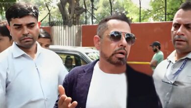 Photo of Land Deal Case में ED दफ्तर पहुंचे रॉबर्ट वाड्रा, बोले- मेरी आवाज दबाने की कोशिश