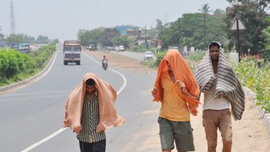 Photo of यूपी के 40 जिलों में आज हीट वेव की चेतावनी, 13 जिलों में उष्ण रात्रि का अलर्ट