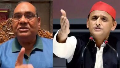 Photo of BJP सांसद व पूर्व DGP का खुलासा- अखिलेश ने वापस लिए थे पाक आतंकियों के केस