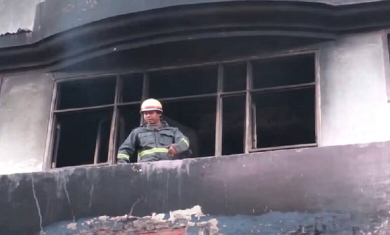 Fire breaks out in a six-storey building in Kanpur