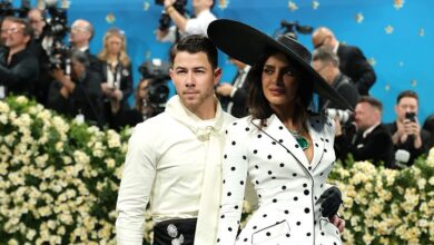 Photo of Met Gala 2025: रेड कार्पेट पर प्रियंका ने बिखेरा जादू, निक के साथ क्यूट मोमेंट ने खींचा ध्यान