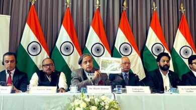 Photo of शशि थरूर बोले- हम कोलंबिया सरकार की प्रतिक्रिया से निराश, पाक को किया बेनकाब